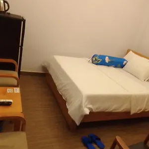 102 House Ho-Chi-Minh-Stadt